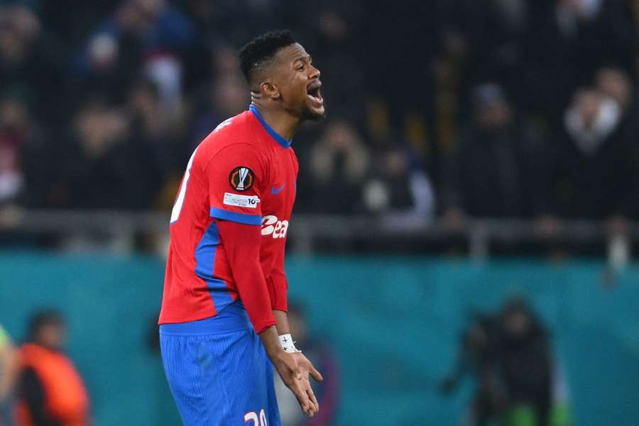 Ngezana refuză să se opereze