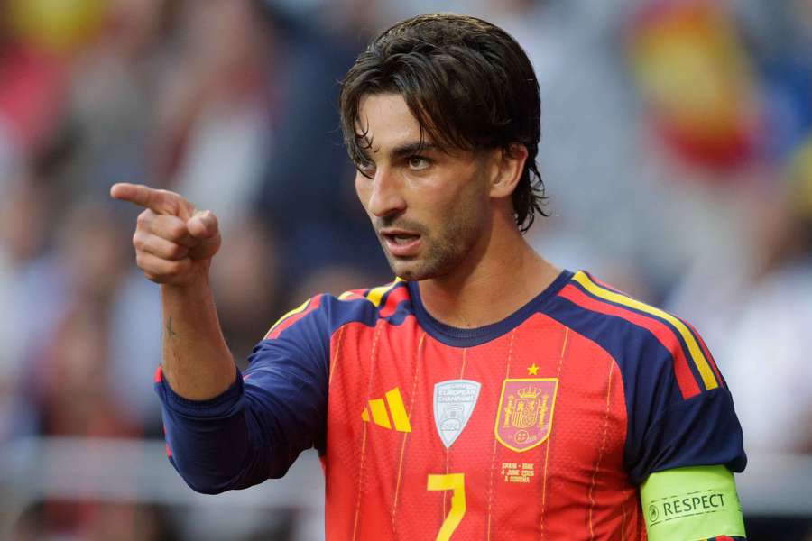 Ferran Torres marca mais um pela Espanha