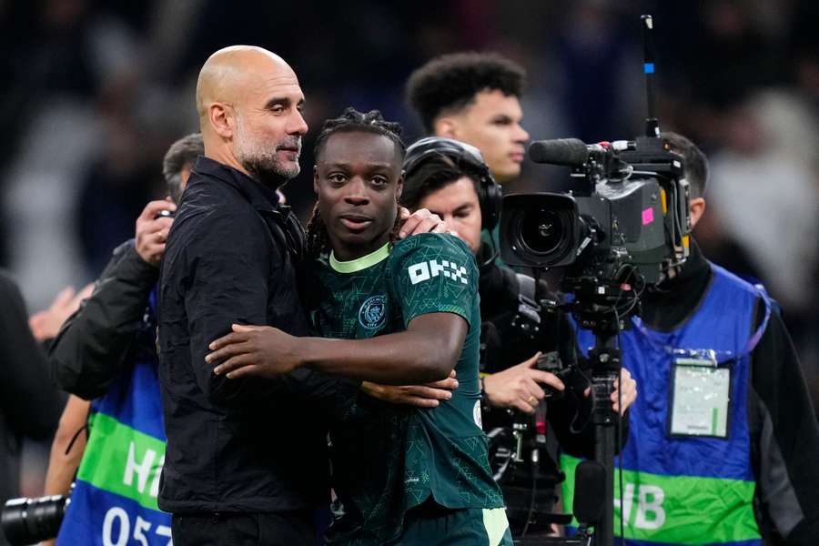 Pep Guardiola și Manchester City nu se vor putea baza pe Jeremy Doku în ultimele dueluri ale cetățenilor din 2025 Pep Guardiola și Manchester City nu se vor putea baza pe Jeremy Doku în ultimele dueluri ale cetățenilor din 2025