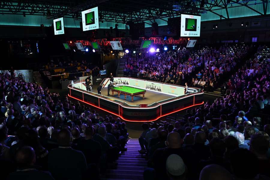 Der Snooker-Weltverband hat Anklage gegen zehn Spieler aufgrund von vermutetem Match-Fixing erhoben