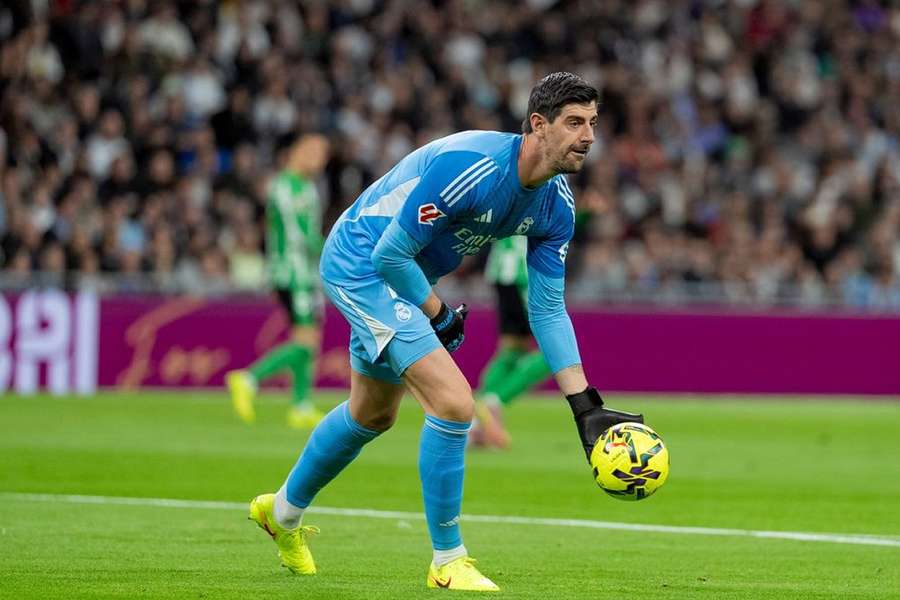 Real Madrid keeper Courtois: No-one here tried to get Xabi fired Real Madrid keeper Courtois: No-one here tried to get Xabi fired