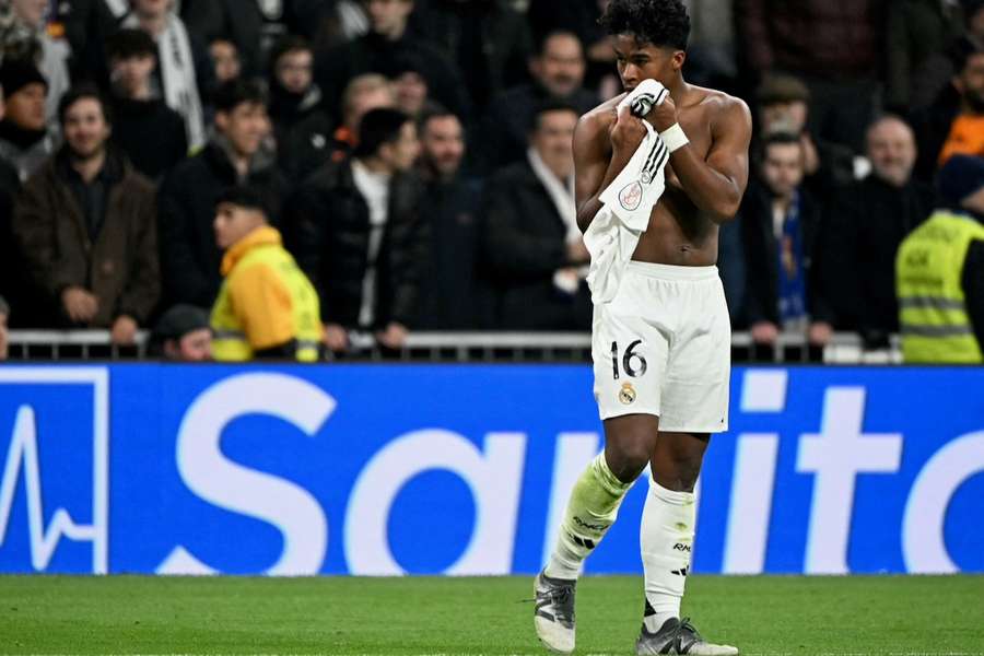 Endrick bejubelt sein Tor zum 3:2 für Real Madrid in der Verlängerung gegen Celta Vigo.