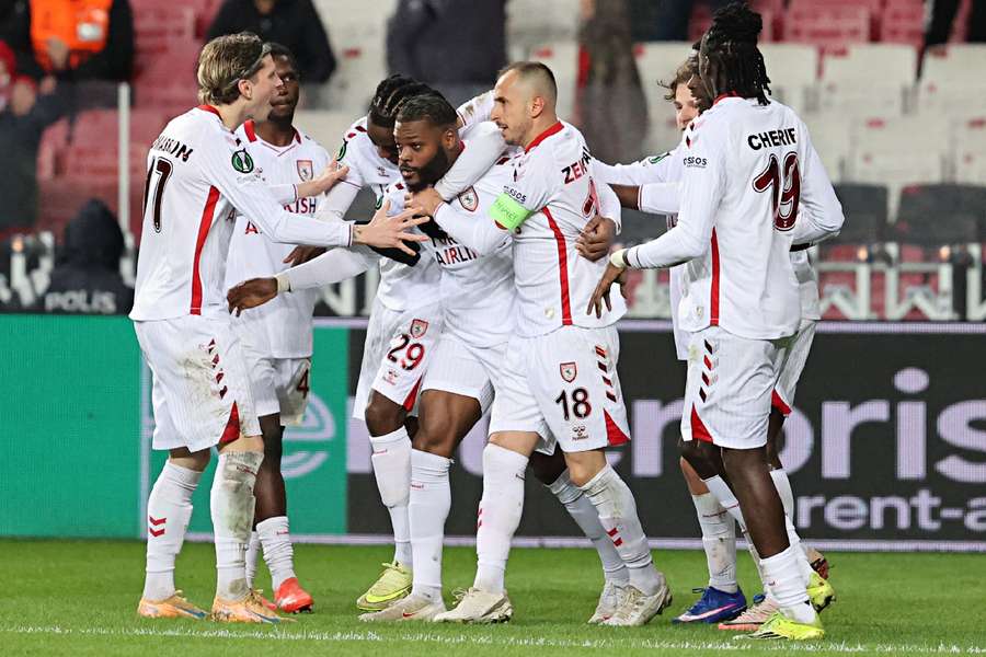 Samsunspor celebrate scoring
