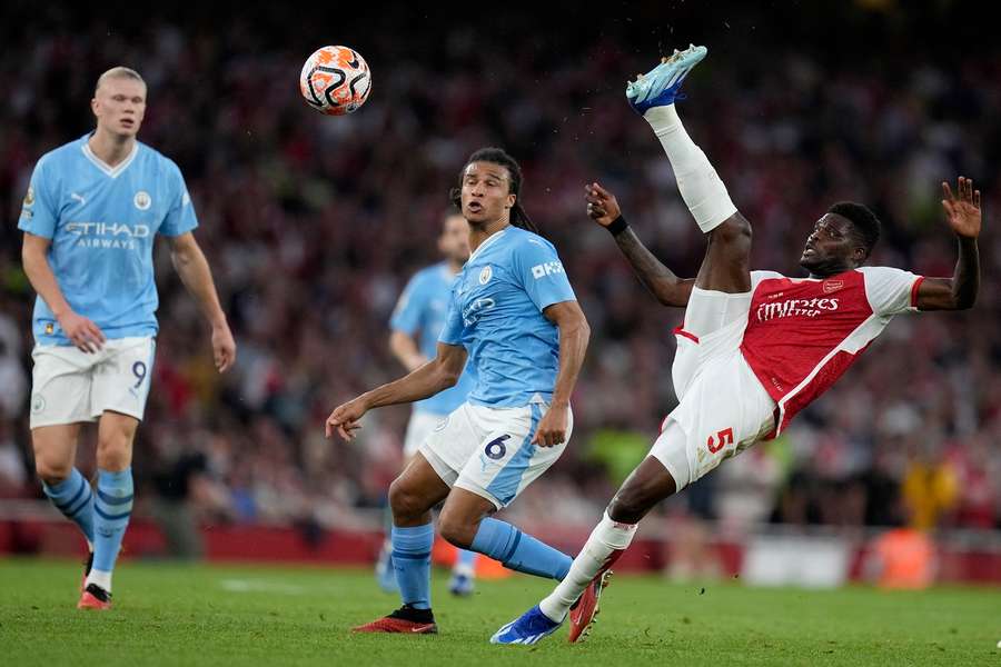 Thomas Partey no jogo contra o Manchester City em outubro