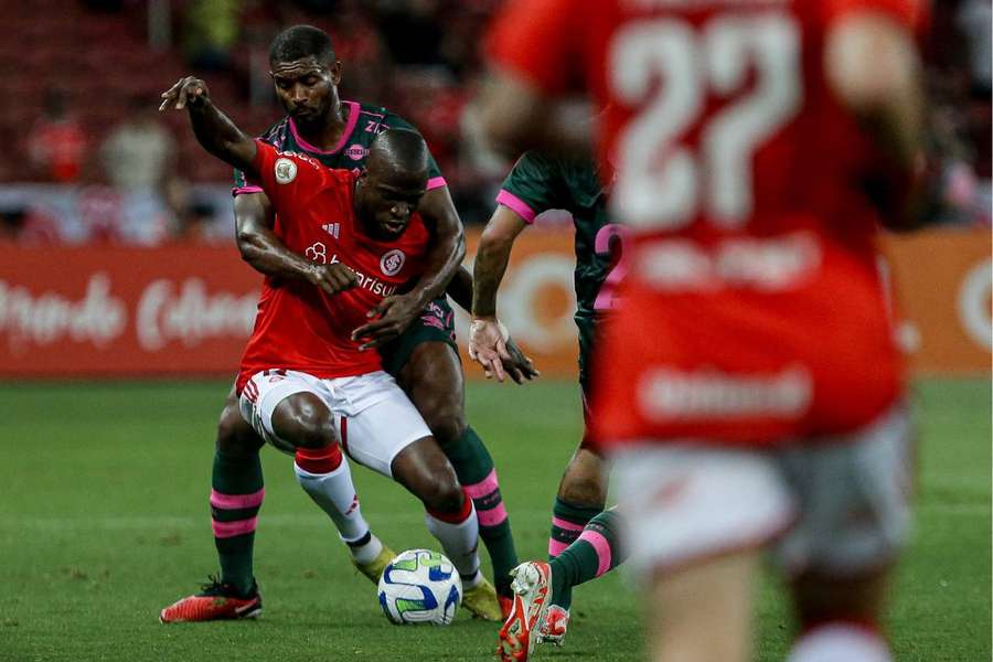 Marcação foi pesada para cima de Enner Valencia