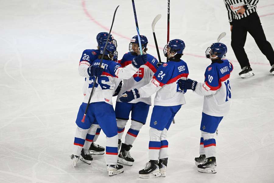 Osemnástka vyhrala základnú skupinu.