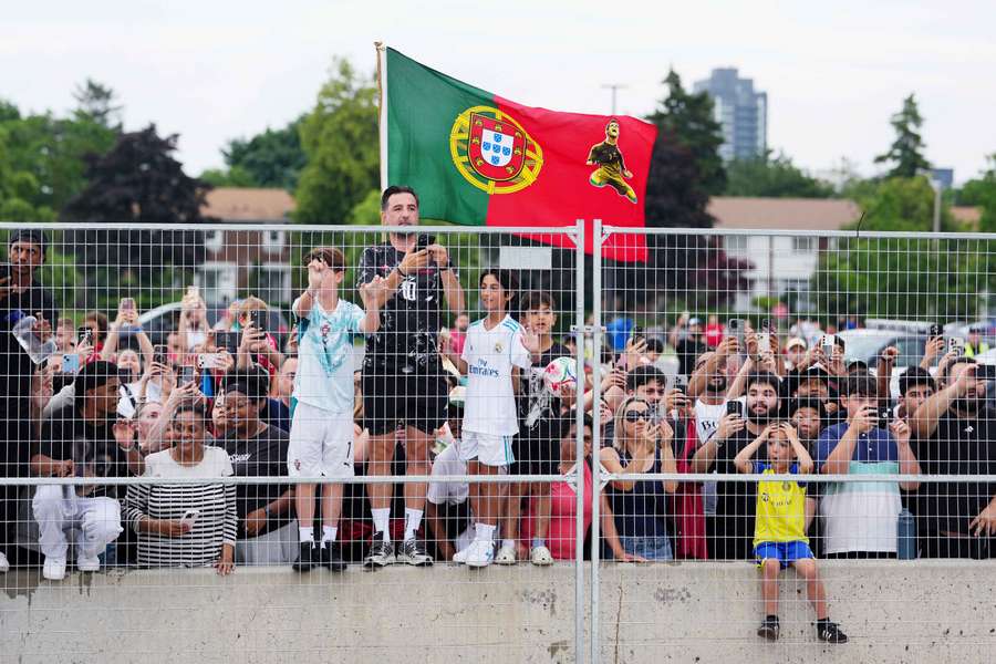 Ninguém quis perder o treino de Portugal Ninguém quis perder o treino de Portugal
