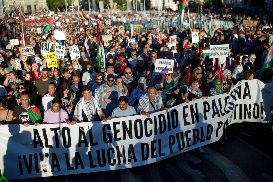 Pro-Palestine protesters in Madrid