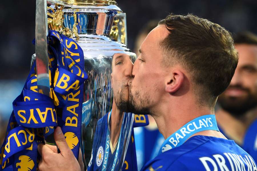 Ex-Leicester and Chelsea midfielder Drinkwater announces retirement