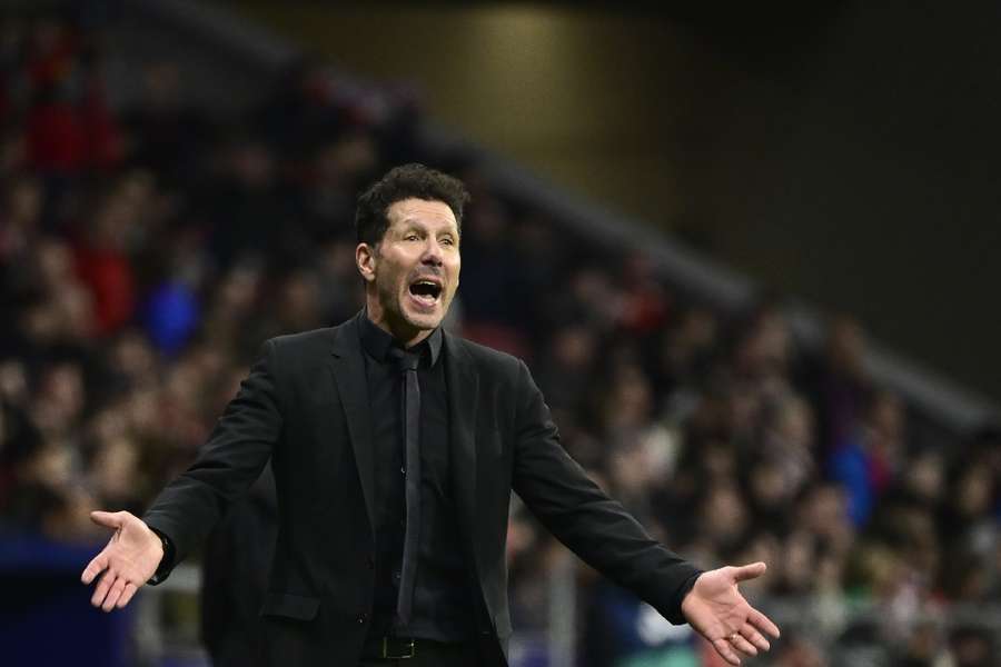 Simeone, durante el partido ante el Athletic de Bilbao en el Metropolitano