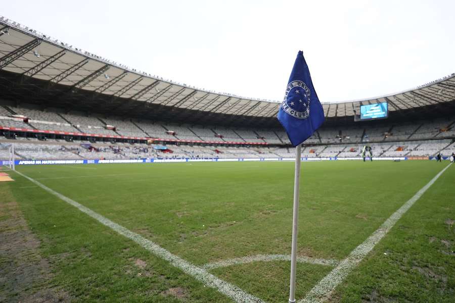 Mineirão deve ter portões fechados em Cruzeiro x Palmeiras Mineirão deve ter portões fechados em Cruzeiro x Palmeiras