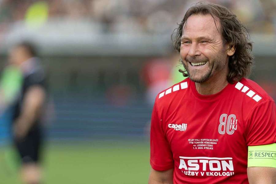 Pavel Nedvěd bude ve vedení FC Hradec, pokud se zájemce dohodne s městem na koupi klubu. 