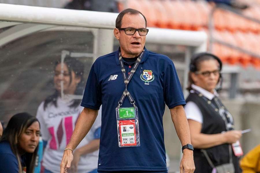 Kenneth Zseremeta foi acusado de assédio e abuso por 24 jogadoras