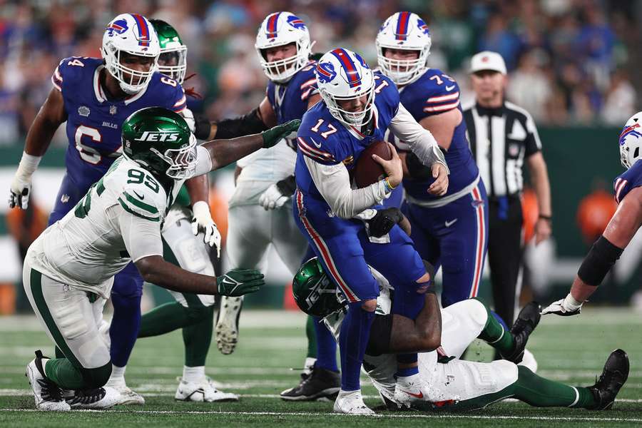 Josh Allen foi muito pressionado pelos Jets