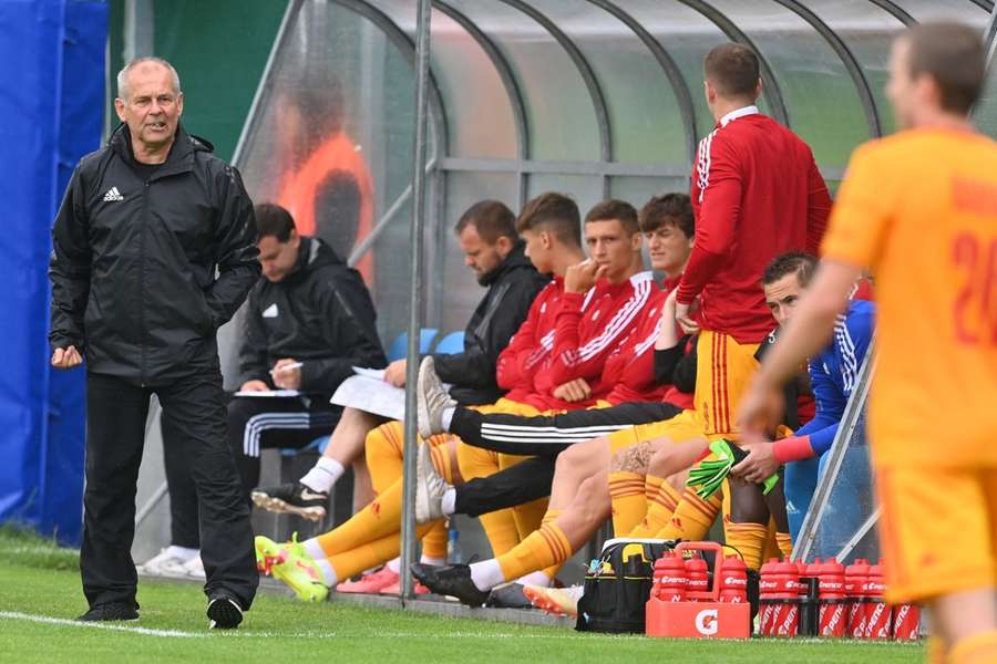 Dukla byla po většinu zápasu lepší, nakonec ale premiéra Petru Radovi zhořkla. 