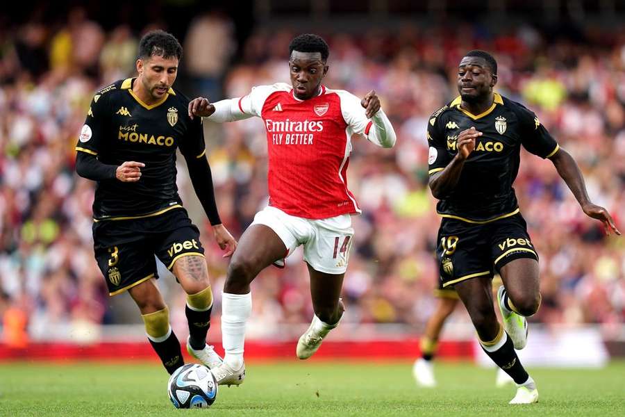 Nketiah entre os jogadores do Monaco