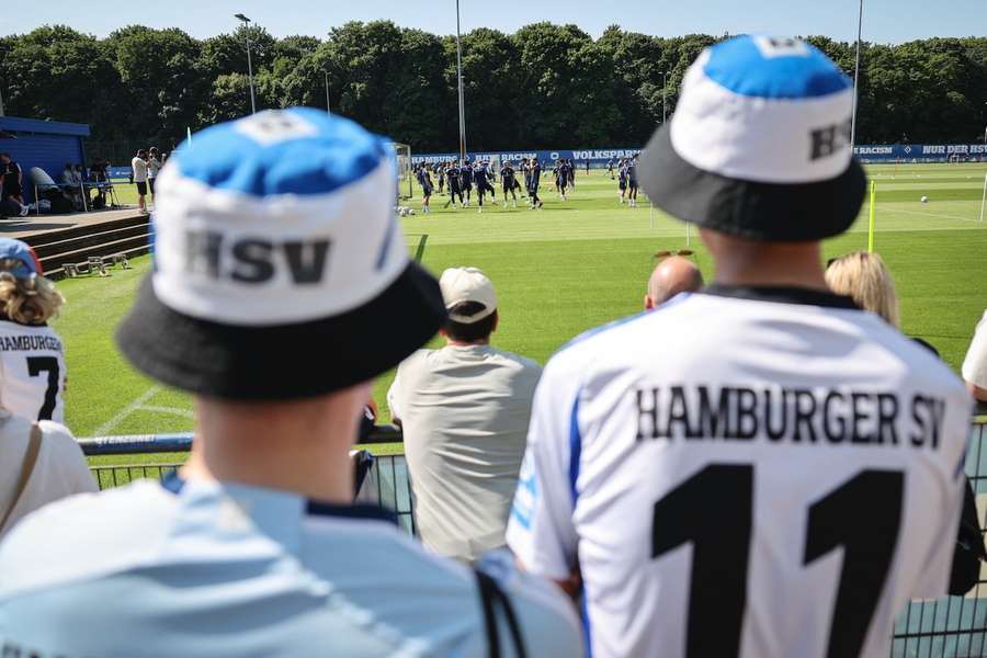 Der HSV kann sich auch in Mönchengladbach auf die Unterstützung seiner Fans verlassen.