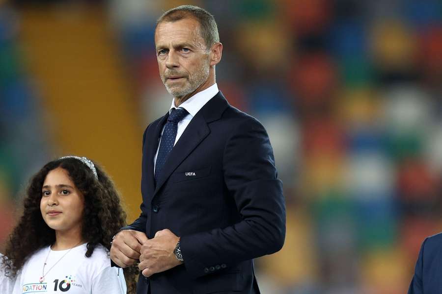 Media: UEFA krytycznie o przenoszeniu meczów ligowych za granicę