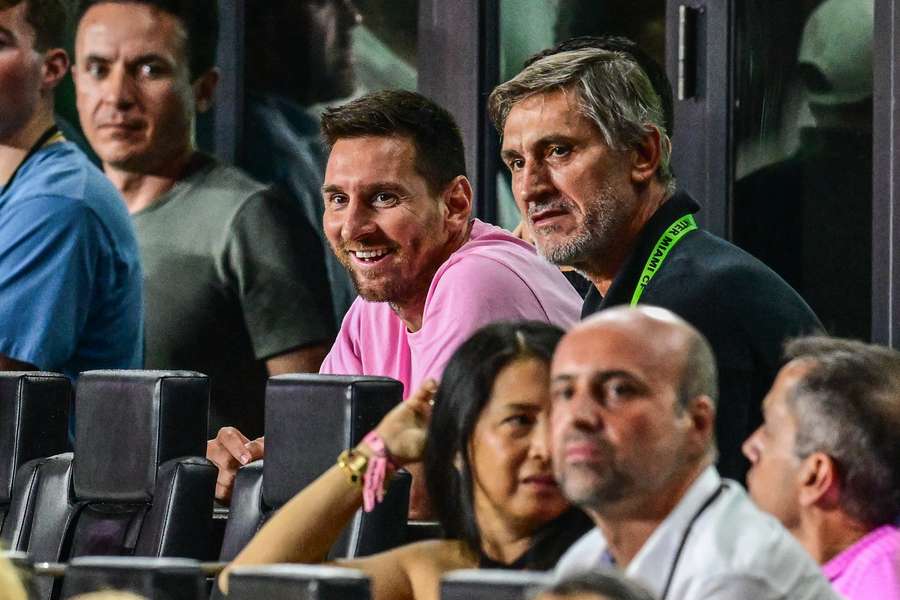Messi sonríe pese a no poder jugar con el Inter Miami.