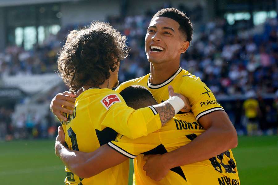 Les joueurs du BVB célébrant le but victorieux ce samedi.