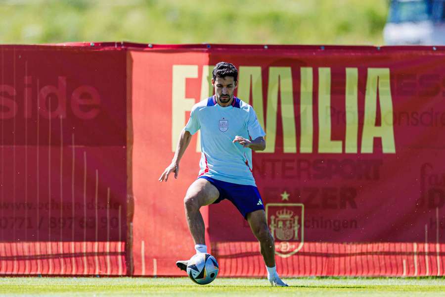 Jesús Navas, durante uma sessão de treino 