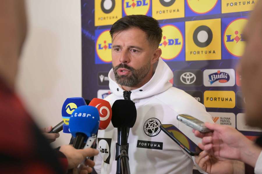 Asistent trénera slovenskej reprezentácie do 21 rokov Tibor Goljan.