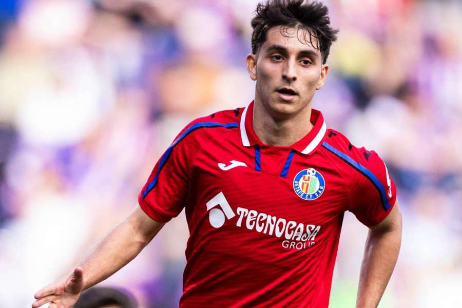 Terrats celebra su doblete ante el Valladolid