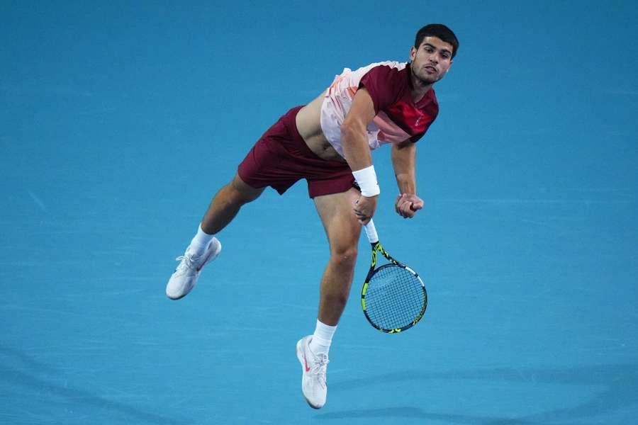 Tenis Flash: Sensacyjna porażka Alcaraza w Miami. Linette zagra o czwartą rundę