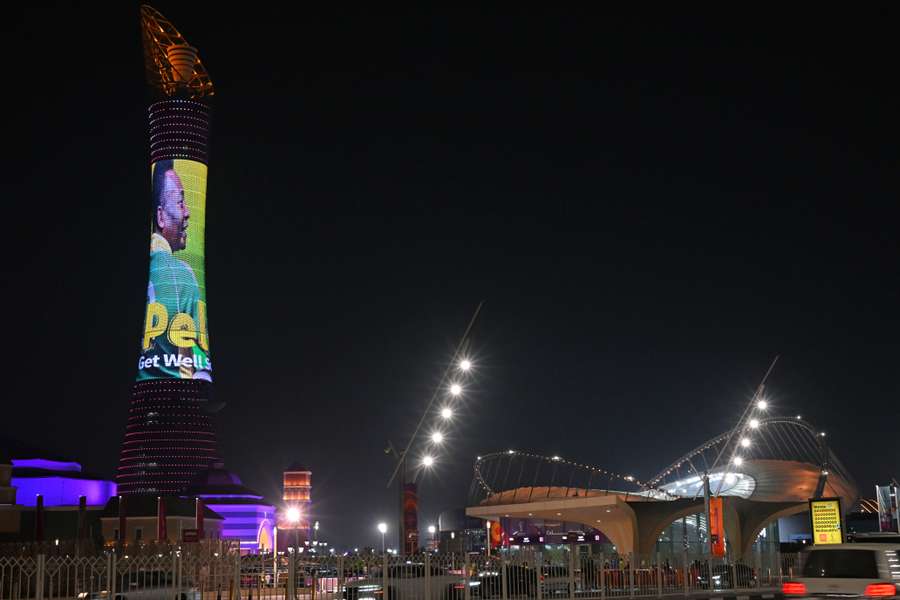 La Torre Aspire, en Doha, con la imagen de Pelé.