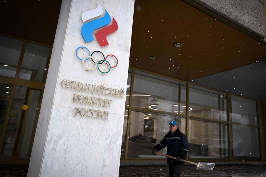 Russia's wrestling federation said the organisation "came to the unanimous decision" to refuse to compete