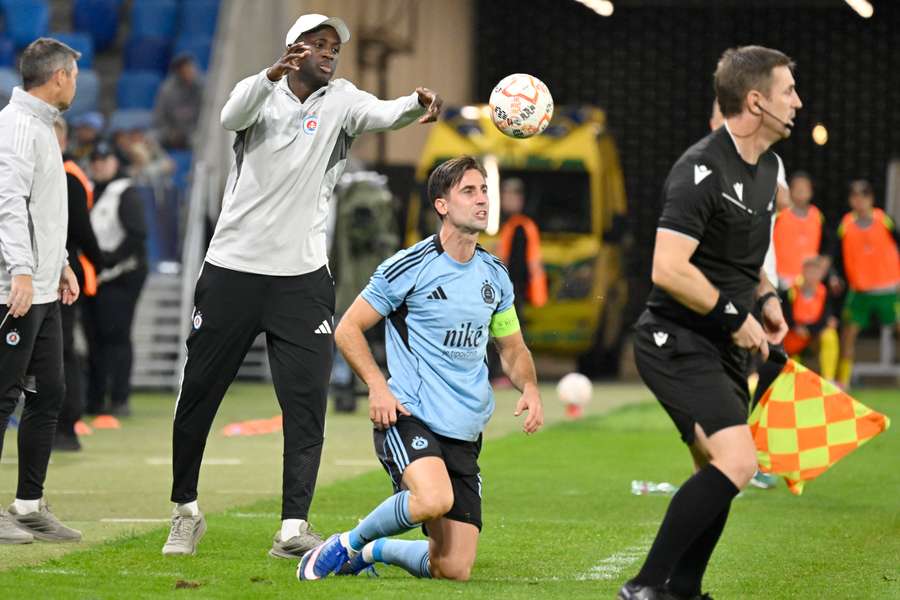Slovan vstupuje do náročnej fázy sezóny. Slovan vstupuje do náročnej fázy sezóny.