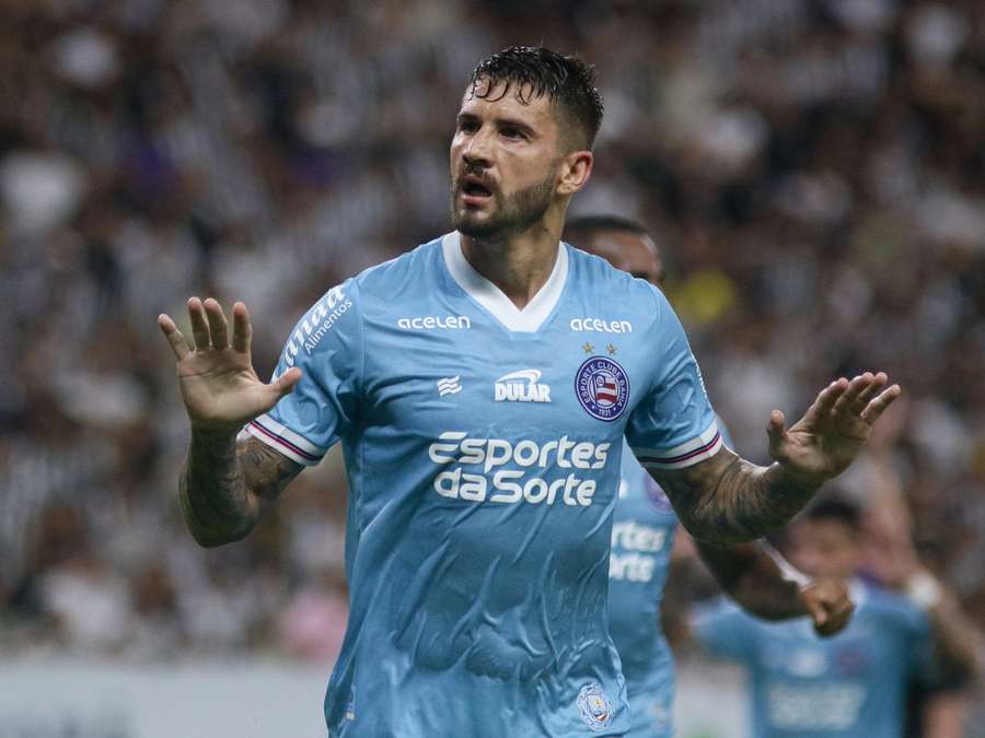 Everaldo fez 34 gols pelo Bahia Everaldo fez 34 gols pelo Bahia