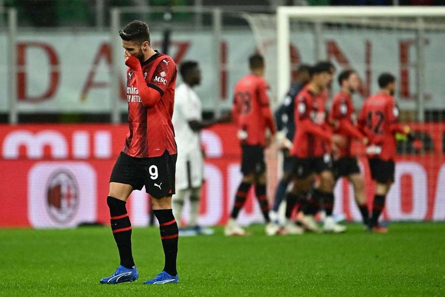 A derrota deixa o Milan em terceiro lugar