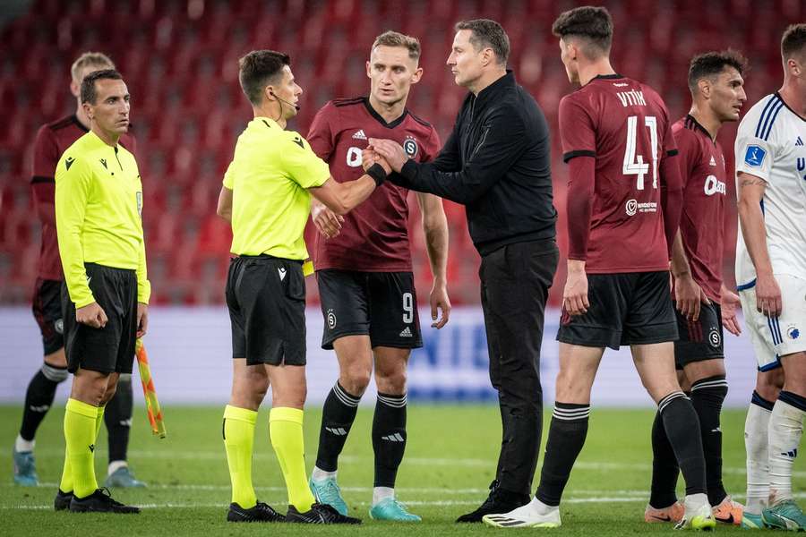 Brian Prisek po zápase v Kodani, odkud si Sparta veze do odvety bezgólovou remízu.
