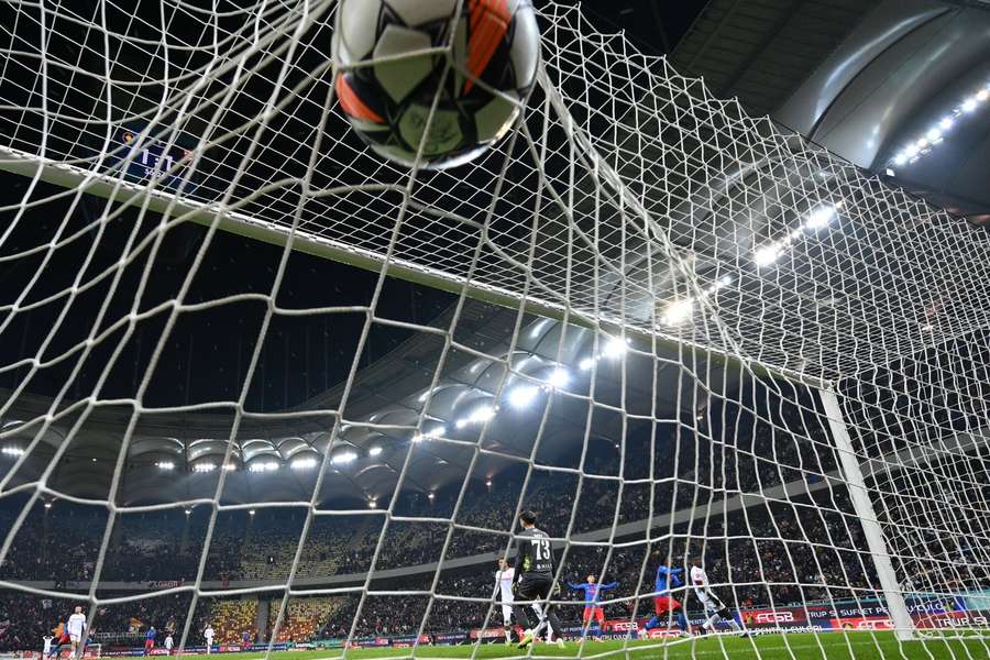 Gol marcat în duelul FCSB - Dinamo Gol marcat în duelul FCSB - Dinamo