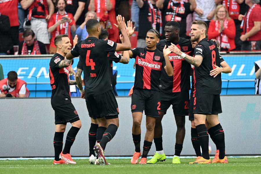 Bayer Leverkusen celebrate a 51st match without defeat