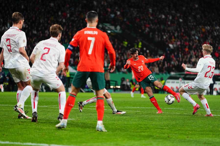 Trincao strikes for Portugal to send the game to extra time