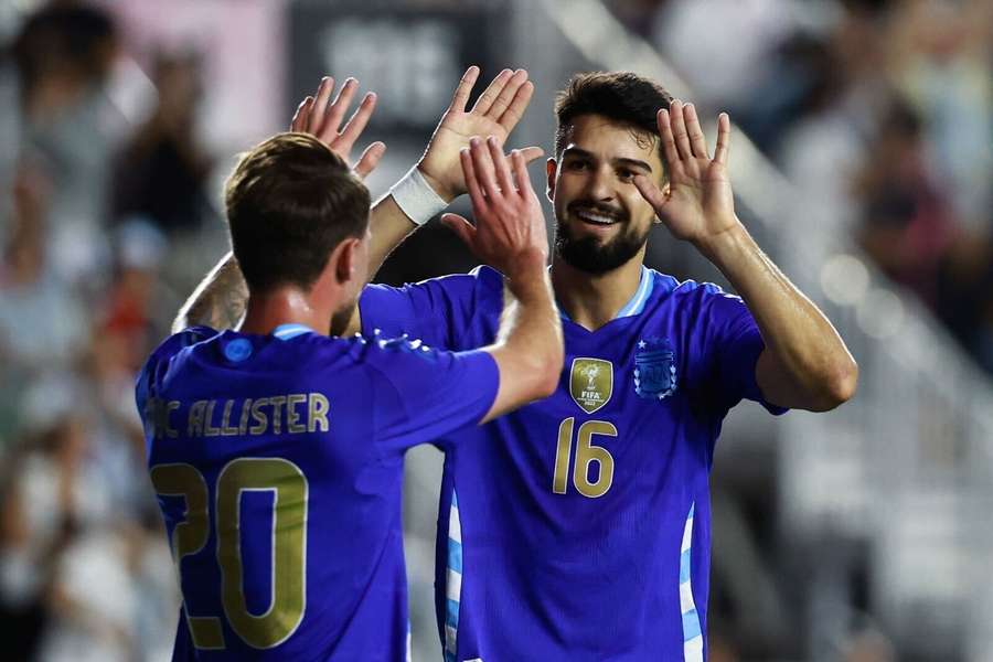 Mac Allister y el 'Flaco' López Mac Allister y el 'Flaco' López