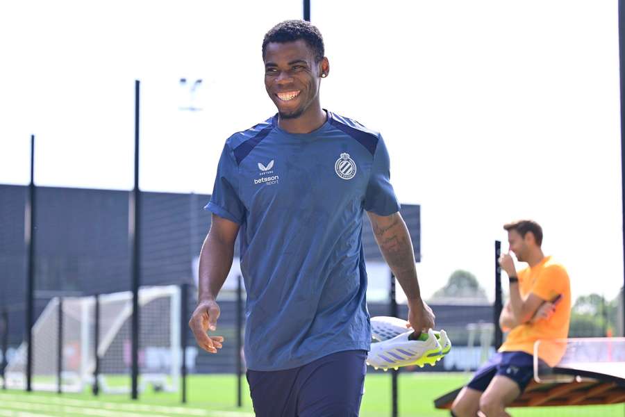 Raphael Onyedika afastado do duelo da Supertaça da Bélgica Raphael Onyedika afastado do duelo da Supertaça da Bélgica