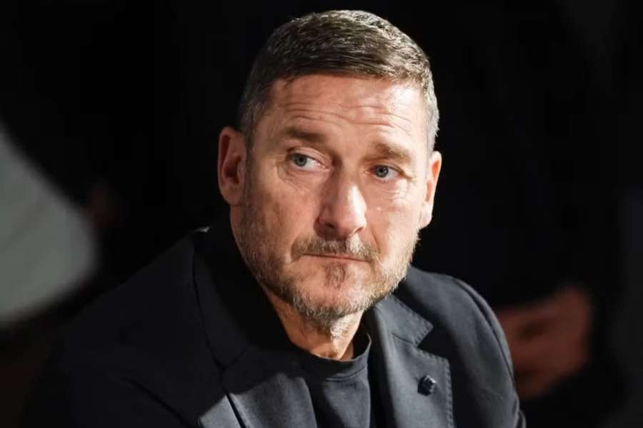 Francesco Totti by se mohl vrátit do AS Řím.