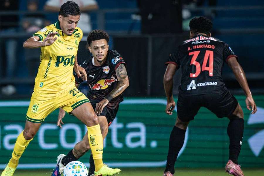 Duelo paulista terminou empatado em Bragança