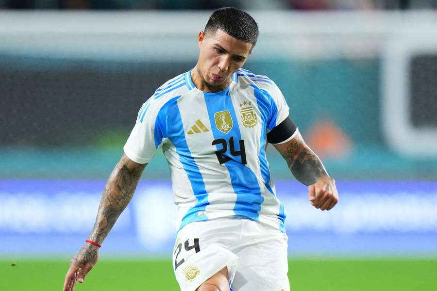 Enzo Fernández se machucou em Argentina 1x0 Venezuela