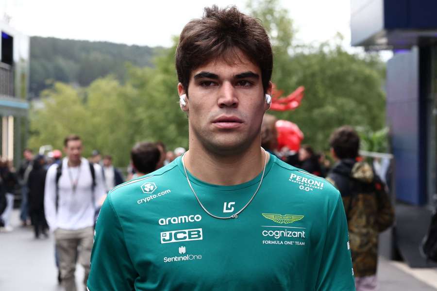 Lance Stroll en el paddock de la F1