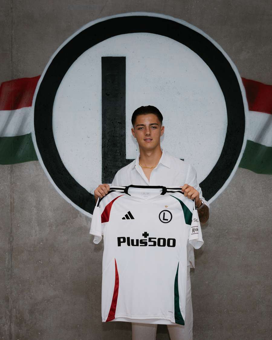 Kacper Urbański zawodnikiem Legii Warszawa