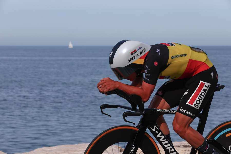 Remco Evenepoel raste auf der ersten Etappe des Giros zu Rosa.