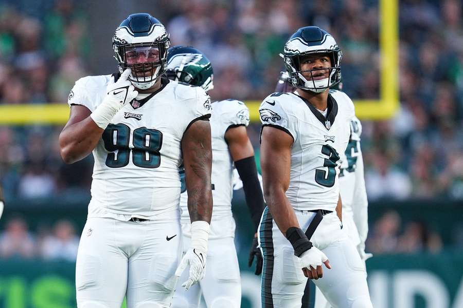 Eagles Jalen Carter (left) and Nolan Smith (right)