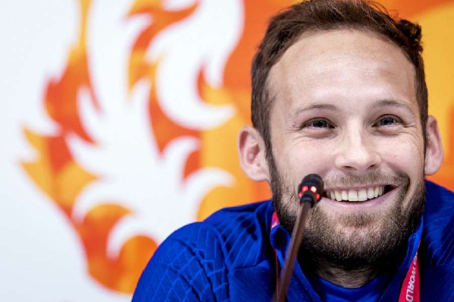 Daley Blind bij hervatting Bundesliga op de bank in uitwedstrijd bij Leipzig