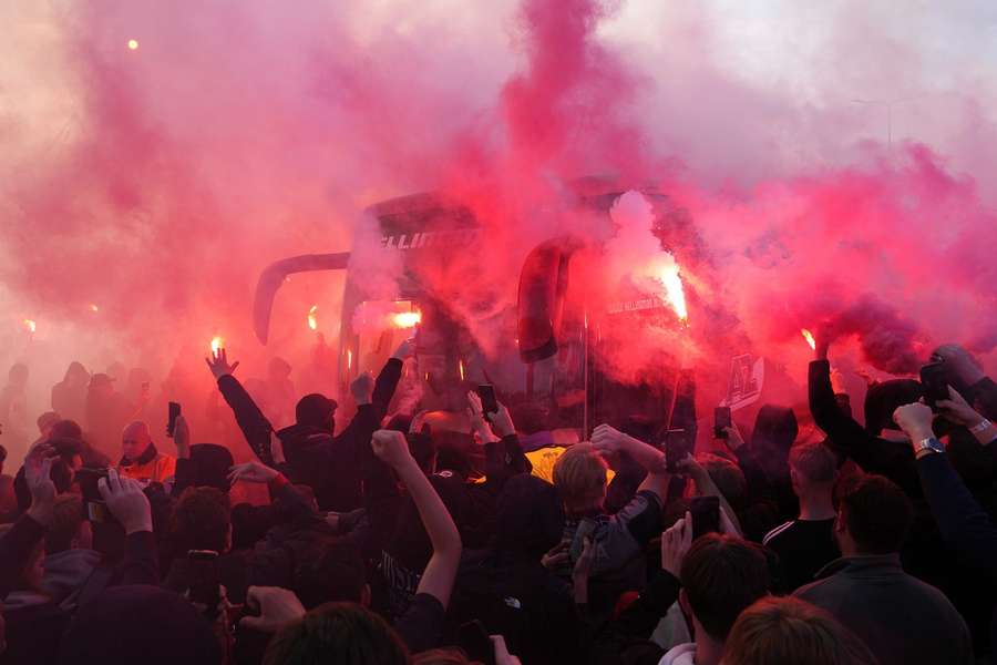 AZ-Fans werden in Warschau keine zu sehen sein.