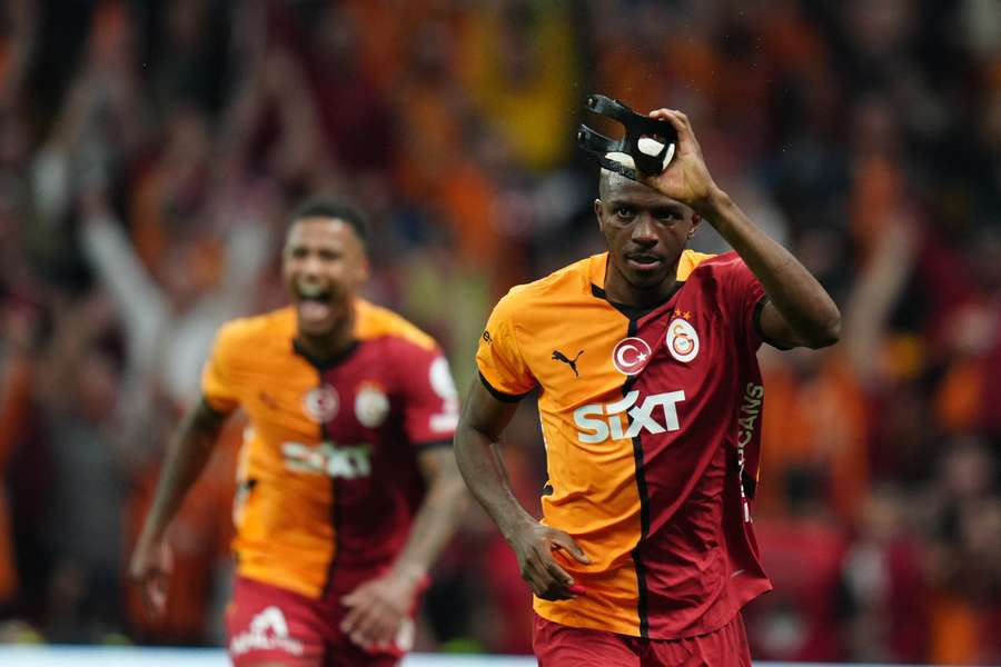 Victor Osimhen con el Galatasaray