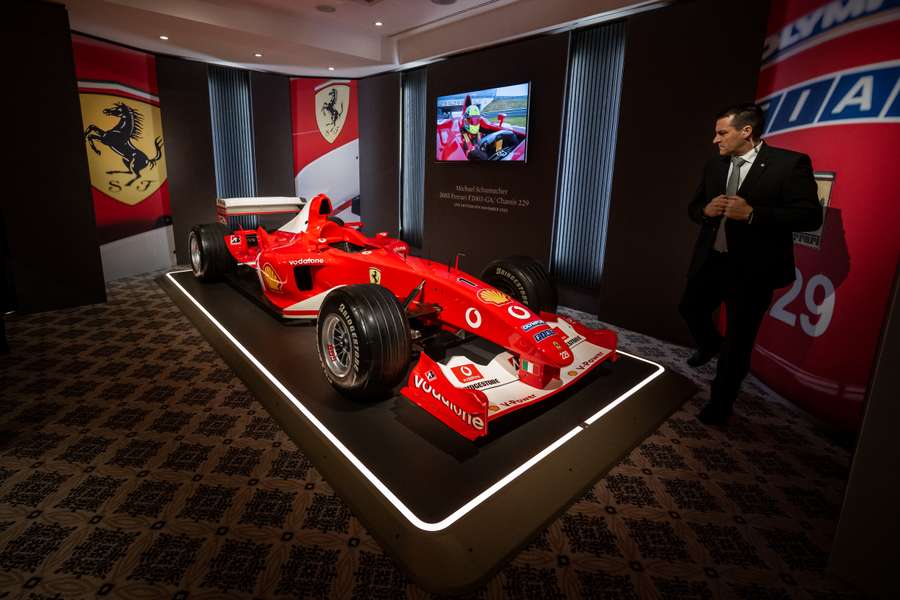 Der F2003-GA von Michael Schumacher wurde für über 13 Millionen Euro versteigert.